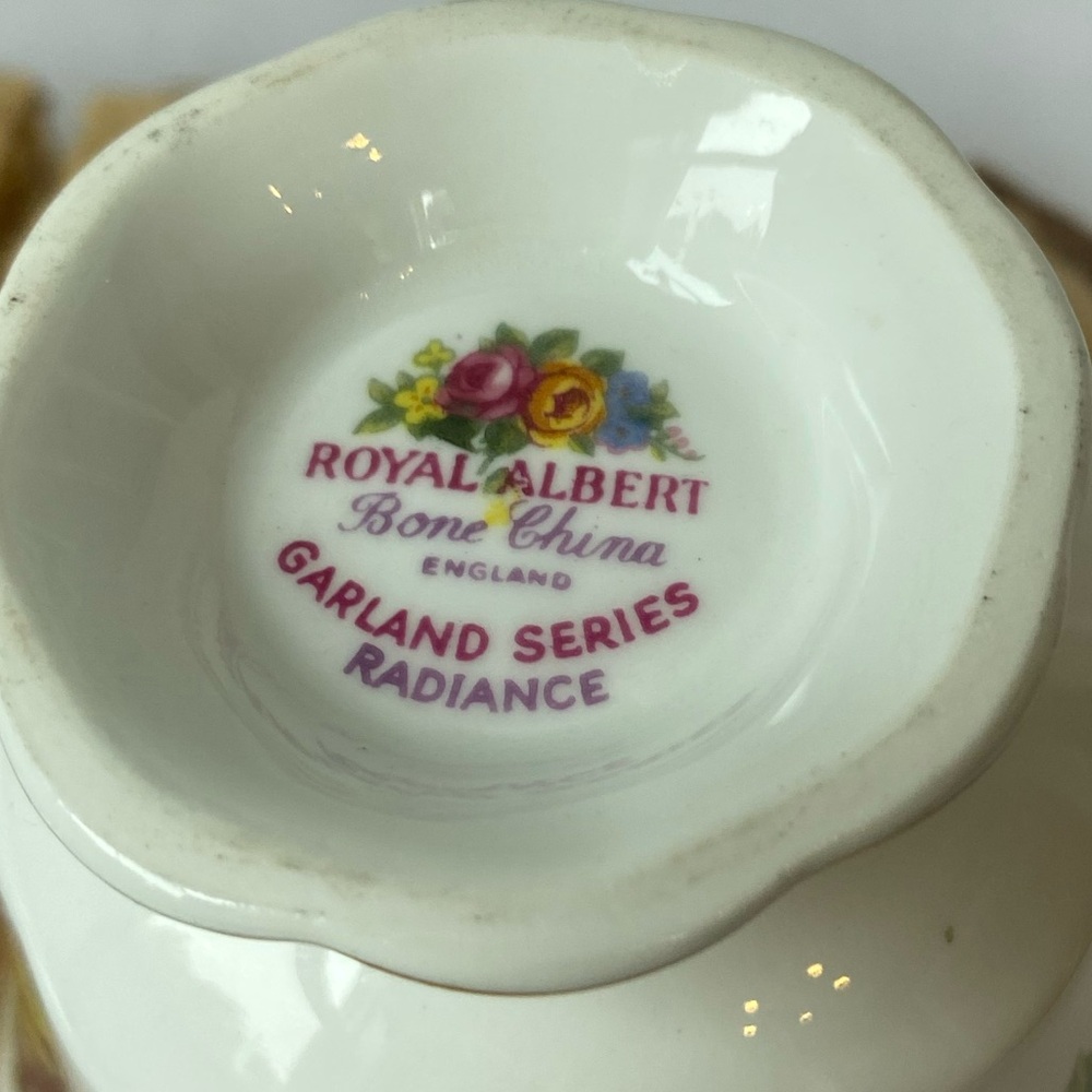 Royal Albert Garland Series Radiance Fine Bone China Footed Tea Cup And Saucer - Picture 7 of 9